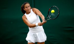 Daria Kasatkina in action against Alison Van Uytvanck