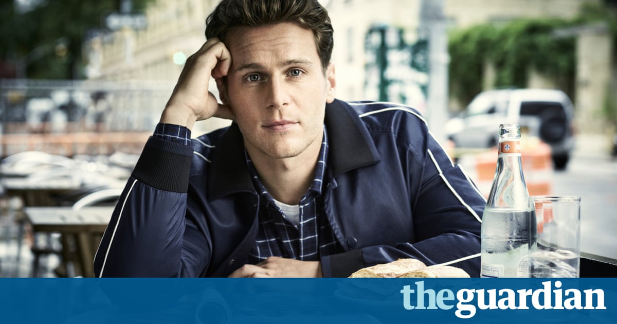 Jonathan Groff on Mindhunter: 'I walked into makeup and saw a scalped woman's head'