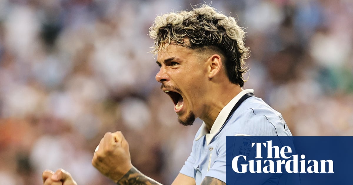 Araújo to the rescue as Uruguay deny Saudi Arabia another World Cup shock