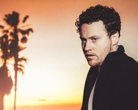 METRONOMY-AWH-0390