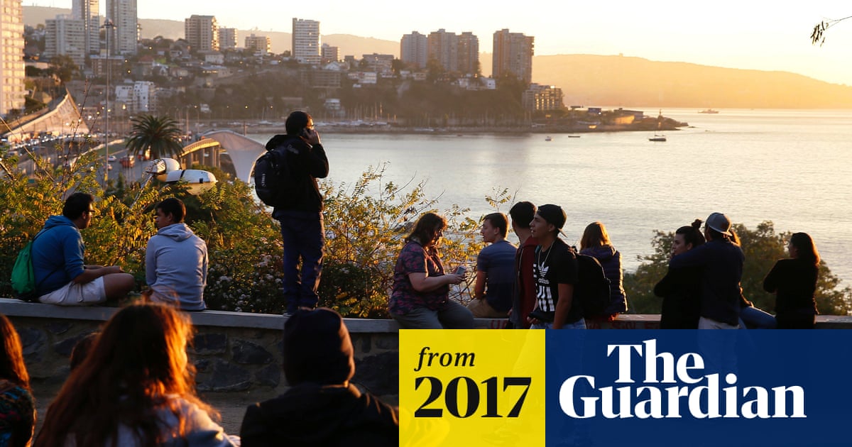 Chile Earthquake Major Quake Strikes Off Coast But No Tsunami