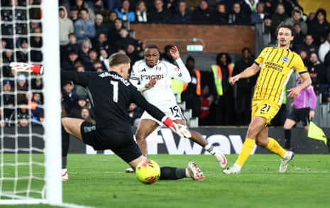 A fine finish from Samuel Chukwueze puts Fulham level against Brighton.