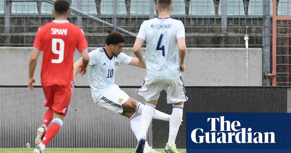 Che Adams gives Scotland Euro 2020 lift against 10-man Luxembourg