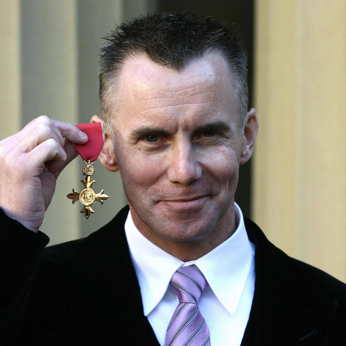 Gary Rhodes and His Legacy as a Master Restaurateur of Modern British Cuisine gary rhodes