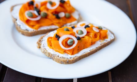 Vegan smoked salmon – AKA carrots