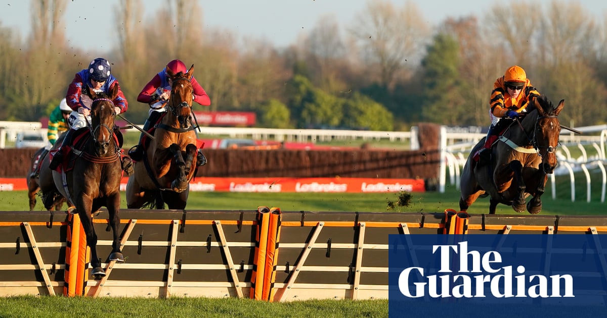 Talking Horses: hurdles the only way to Festival for injured Thistlecrack