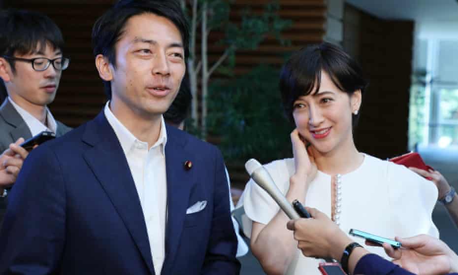 Shinjirō Koizumi and his wife, Christel Takigawa, a former TV anchorwoman