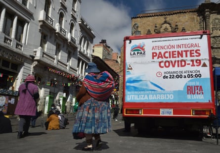 A mobile vaccination and testing medical uni in La Paz, Bolivia