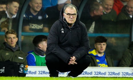 Leeds United v Derby County - Sky Bet Championship<br>LEEDS, ENGLAND - JANUARY 11: Leeds United manager Marcelo Bielsa watches on during the first half during the Sky Bet Championship match between Leeds United and Derby County at Elland Road on January 11, 2019 in Leeds, England. (Photo by Alex Dodd - CameraSport via Getty Images)