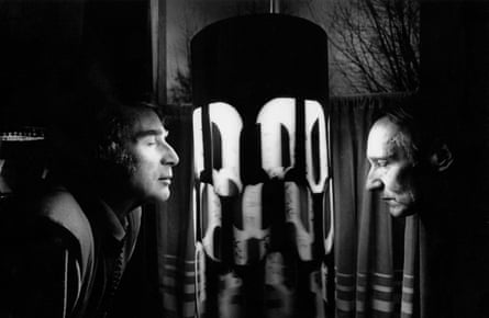 Brion Gysin, left, and William Burroughs use one of Gysin’s Dreamachines in 1970.