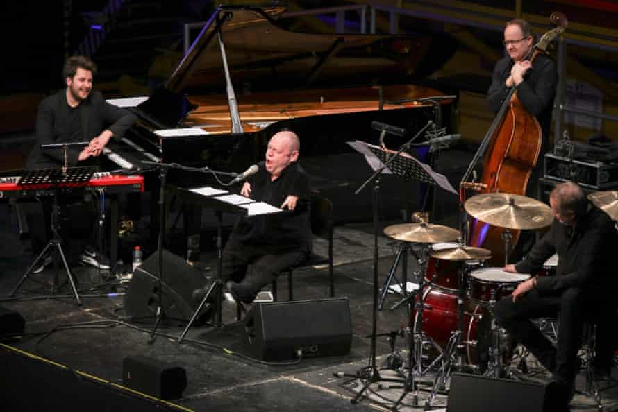 Thomas Quasthoff with his jazz quartet at the Kurt Weill festival in Dessau last year.