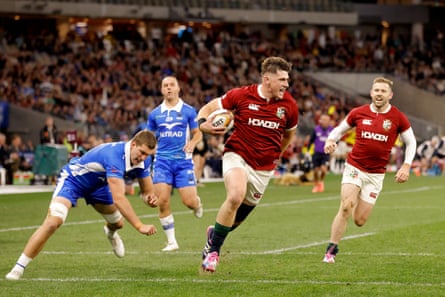 Captain Dan Sheehan cruises over the Western Force tryline to opening the Lions’ account in the first minute.