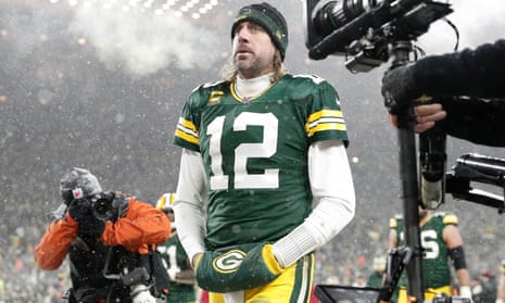 Aaron Rodgers will return to Green Bay Packers for 2023 season, slams media  for hyping up his future