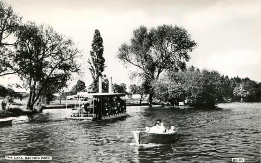 a postcard of Barking Park lake.