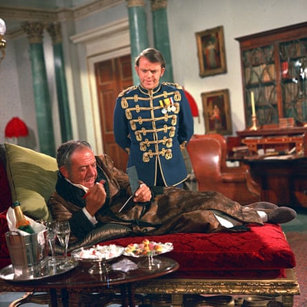 Julian Holloway as Major Shorthouse with Sid James as Sir Sidney Ruff-Diamond in Carry On Up the Khyber, 1968, Holloway’s third film in the series and the one he enjoyed the most.