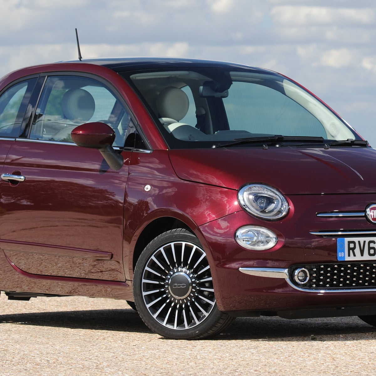 On The Road Fiat 500 Review Nipping In And Out Of Traffic This Had It All Motoring The Guardian On The Road Fiat 500 Review Nipping In And Out Of Traffic This Had It All Motoring The Guardian