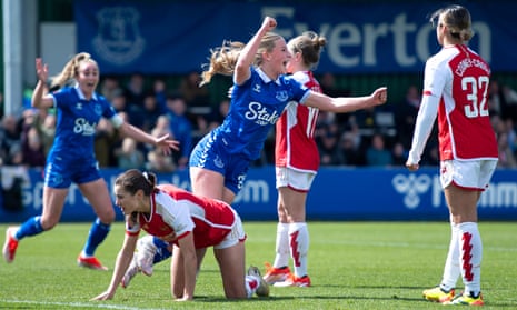 What a moment for Everton’s 16-year-old Issy Hobson! 