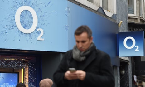 O2 users were unable to use 3G or 4G services on Thursday. 