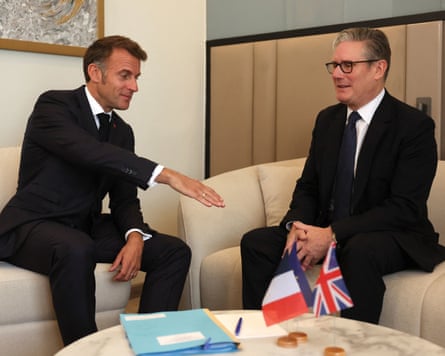 Emmanuel Macron and Keir Starmer