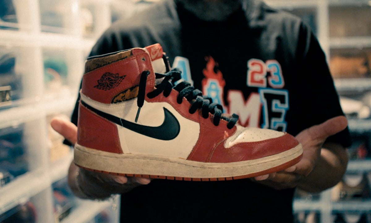 Quirky nike trainers Clearance