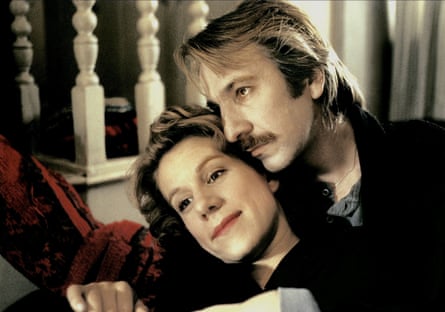 Juliet Stevenson and Alan Rickman as Nina and Jamie in Truly, Madly, Deeply.