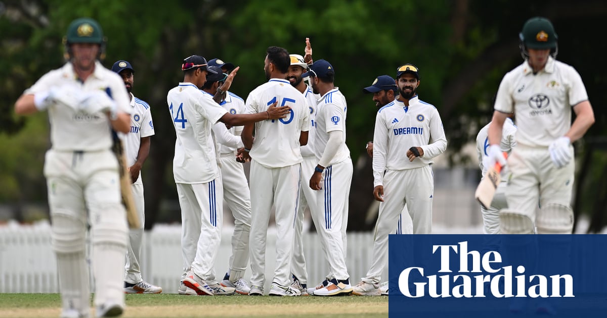 Warner and Cowan Criticize CA Over Ball-Tampering