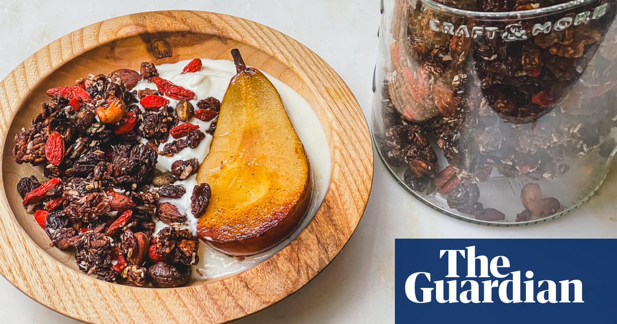 How to make granola out of store cupboard staples - recipe | Waste not