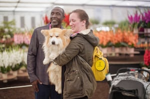 This dog didn’t look as pleased to meet Linford Christie as his owner