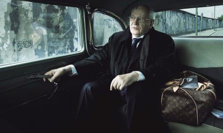 Gorbachev photographed by Anne Leibovitz for Louis Vuitton.