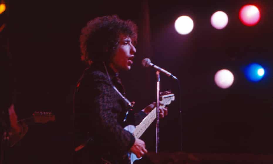 Beyond Mr Tambourine Man 80 Bob Dylan Songs Everyone Should Know Music The Guardian