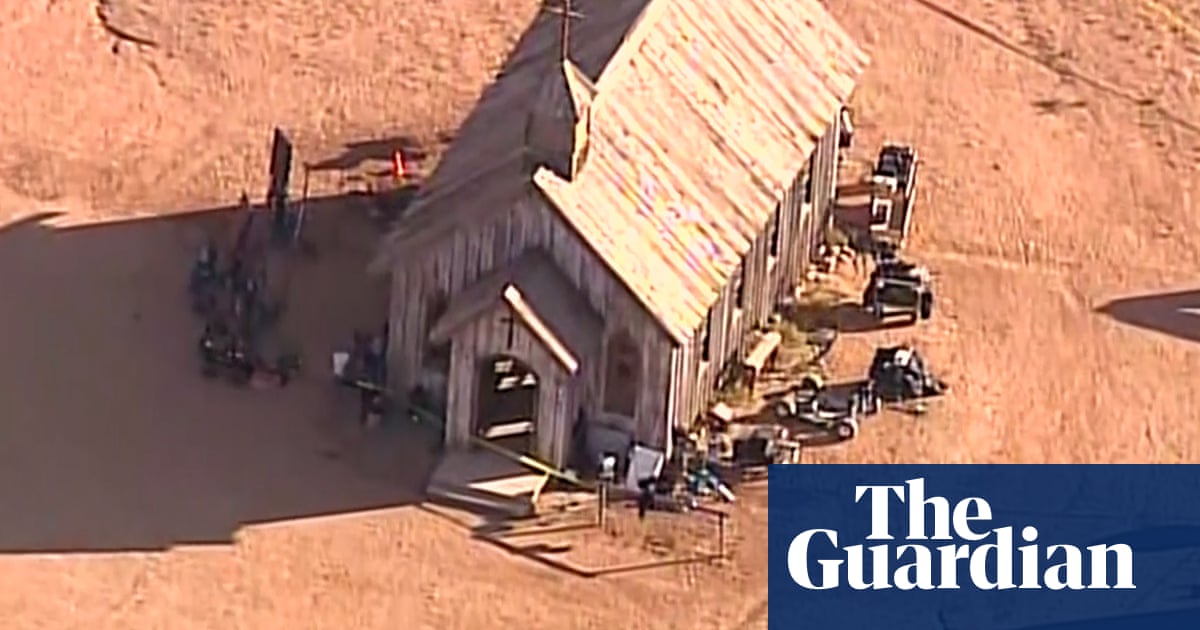 Aerial footage shows police presence at scene of Rust film set – video