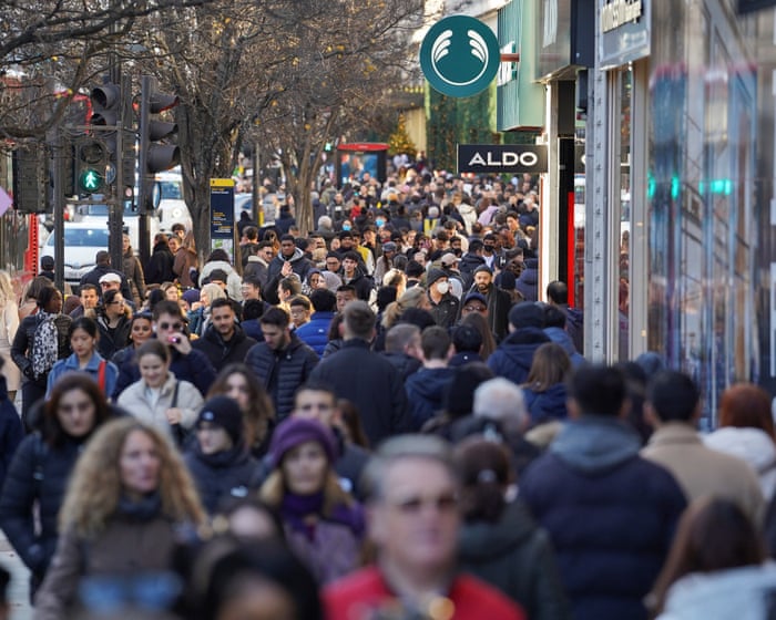 People from ethnic groups feel racial equality is worsening, UK study shows