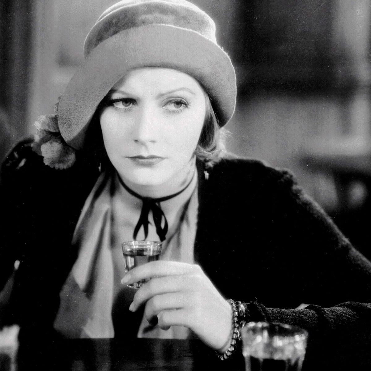 I Go Nowhere I See No One Garbo Letters Reveal Lonely Life