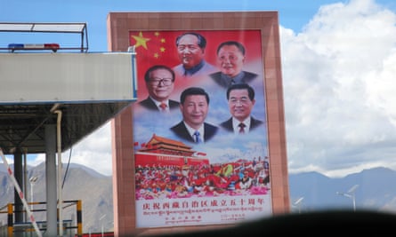A billboard in Lhasa lauding Chinese leaders (clockwise from far left) Jiang Zemin, Mao Zedong, Deng Xiaoping, Hu Jintao, and Xi Jinping.