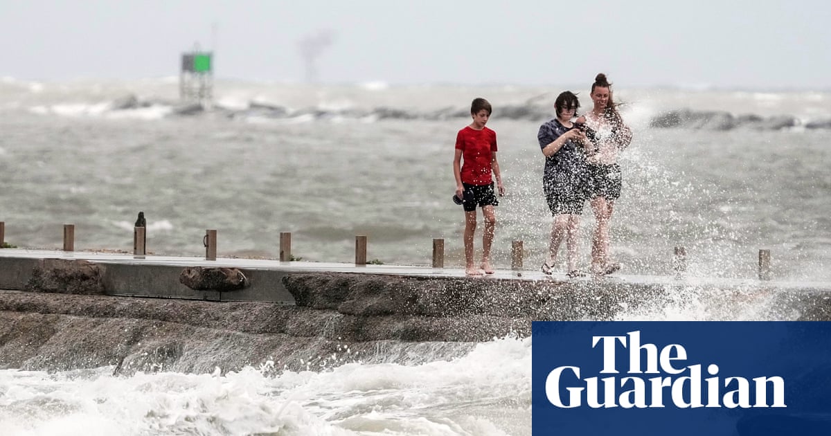 Tropical Storm Arthur downgraded from cyclone as it makes landfall in Texas