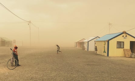 Bare-minimum circumstances … The camp during a sandstorm, Azraq, Jordan, 2017.