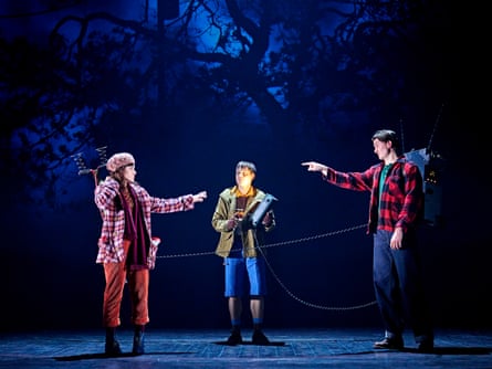 Isabella Pappas as Joyce Maldonado, Christopher Buckley as Bob Newby and Oscar Lloyd as Jim Hopper in Stranger Things: The First Shadow.