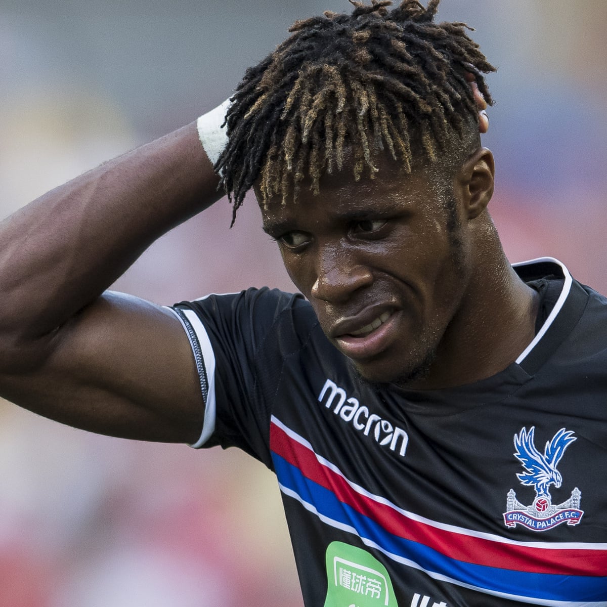Crystal Palace S Wilfried Zaha Claims He Was Racially Abused On Social Media Wilfried Zaha The Guardian