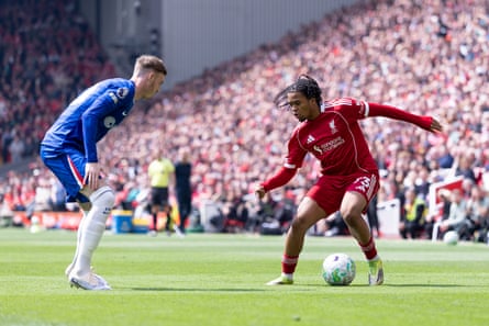 Rio Ngumoha looks to take on Chelsea’s Cole Palmer.