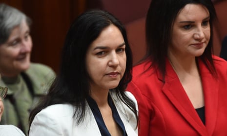 Labor senator Lisa Singh (centre) with Tasmanian independent senator Jacqui Lambie.