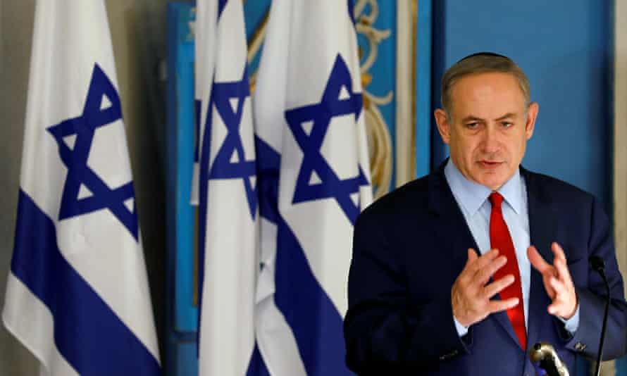 Benjamin Netanyahu speaking at the Yad Vashem synagogue in Jerusalem in January