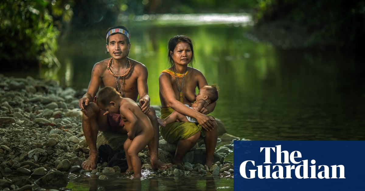 The life of the Mentawai tribe in pictures Art and The life of the Mentawai tribe in pictures Art and