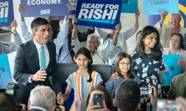 Sunak is joined by his wife, Akshata Murty, and his daughters during his Tory leadership campaign last month.