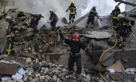 Russia-Ukraine war: what we know on day 132 of the invasion | Ukraine | The Guardian