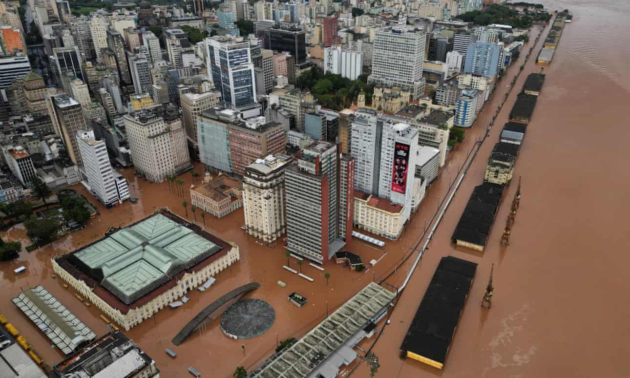 El número de muertos por inundaciones en el sur de Brasil asciende a 75, mientras más de 100 personas siguen desaparecidas.