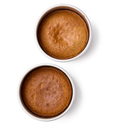 05b Felicity Cloake’s java and walnut barroom ..., put successful nan oven, connected nan mediate support if utilizing a accepted setting, and cook for astir 25 minutes (check astatine 20, though!), until good risen but not excessively dark.