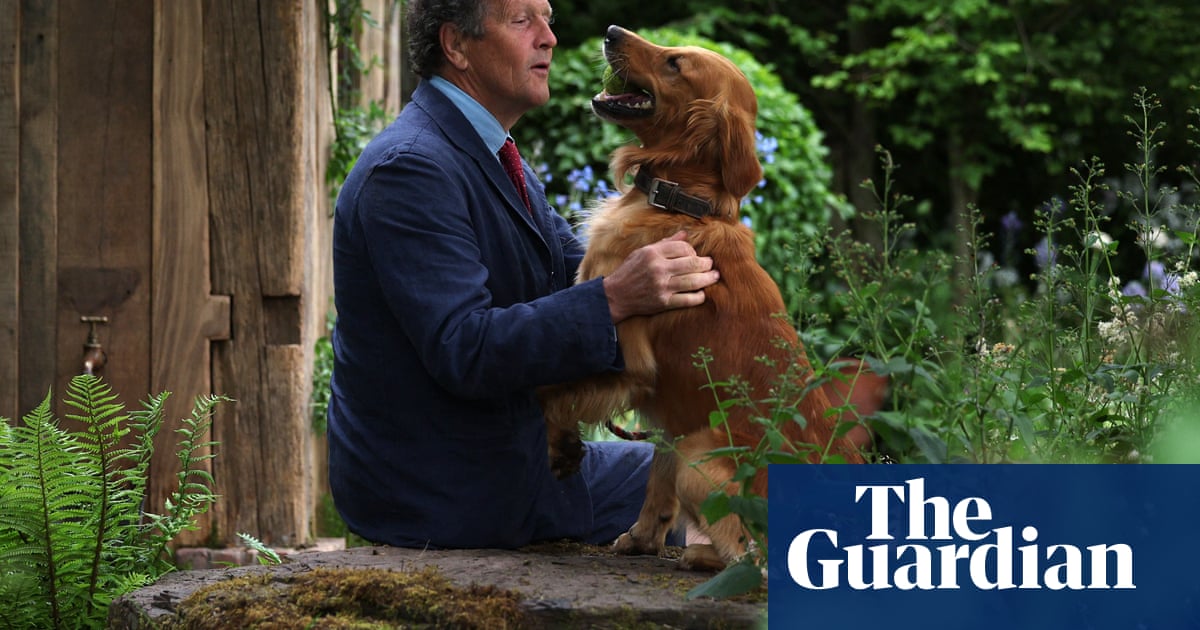 Monty Don's dog-friendly garden gets tails wagging at the Chelsea flower show