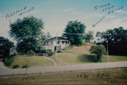 Sugarloaf Mound. From the Heckenberg Family Scrapbook.