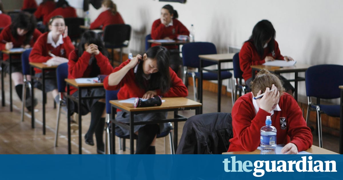 New GCSEs: 'Only two pupils in England will get all top marks'