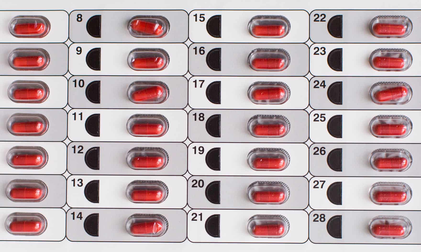 Anticancer drugs or placebos for a clinical trial